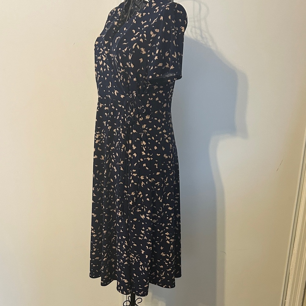 Kaileigh Navy and Beige Patterned Midi Dress Size L - Picture 11 of 11